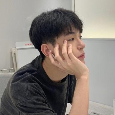 qq头像男生 男生头像图片2022最火爆