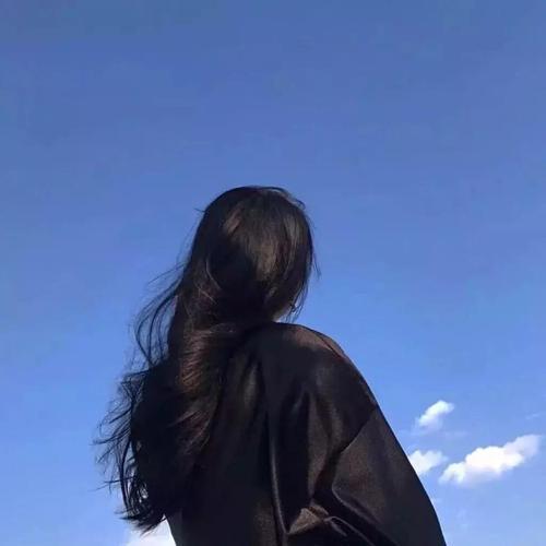 女人最适合的微信头像 微信头像简单漂亮女生
