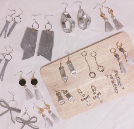 小清新风格好看的耳环头像图片