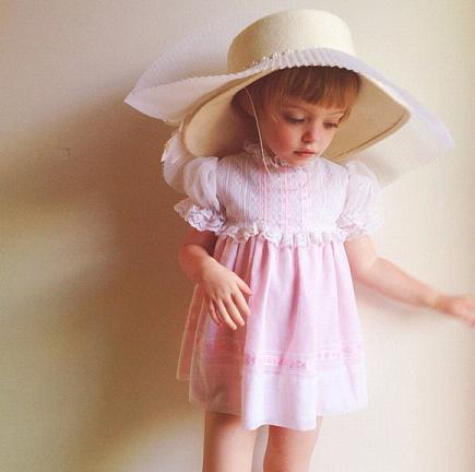 单纯可爱的外国小萝莉微信头像图片大全