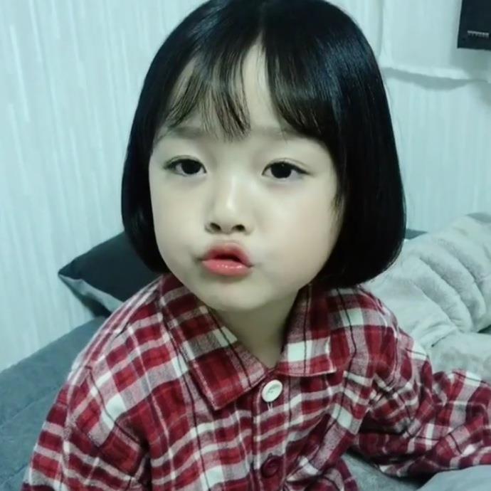 权律二呆萌表情微信热门头像