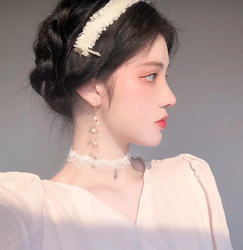 美女侧颜让人疯狂心动的漂亮头像图片