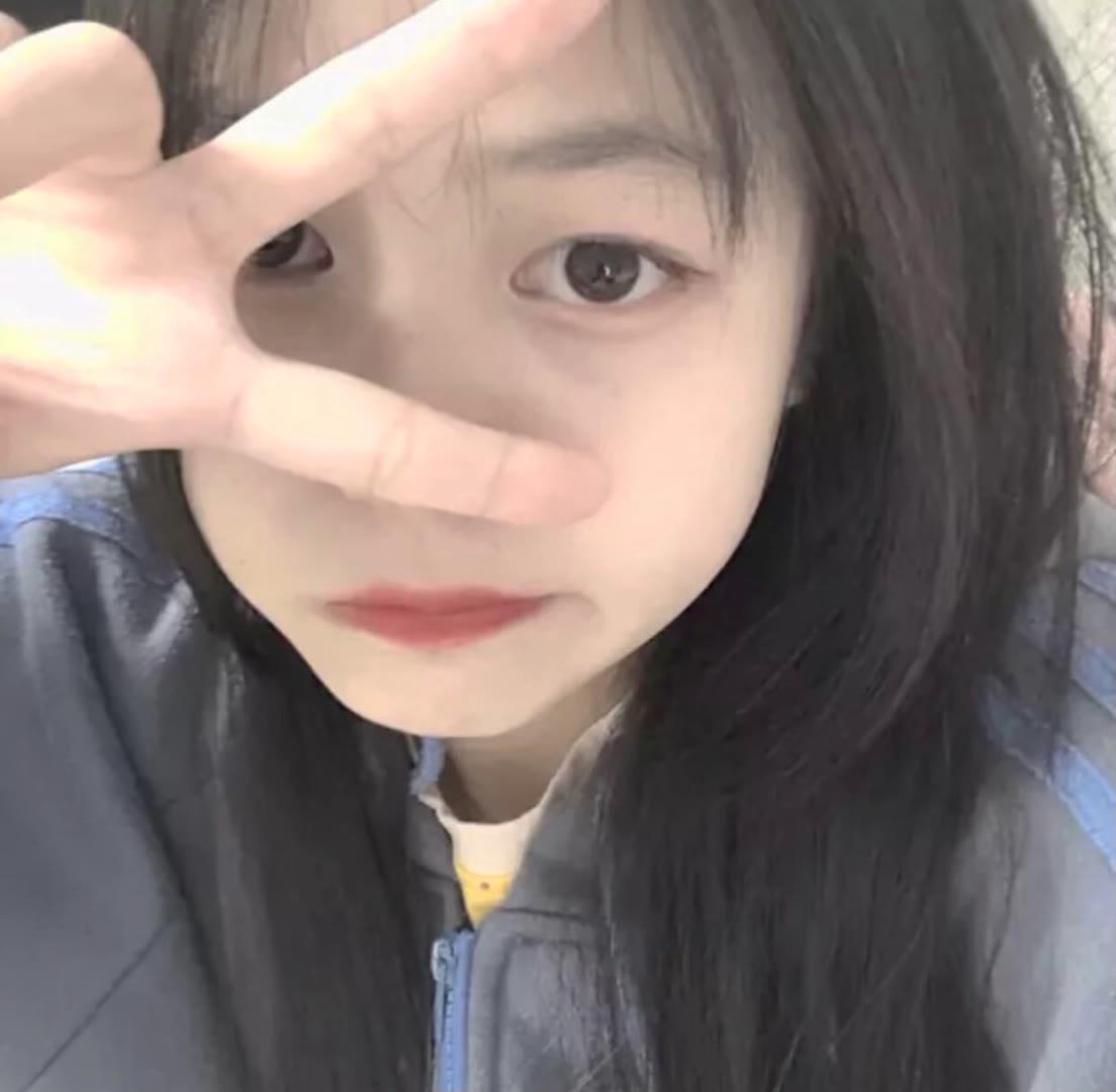 好看的精致女生清纯甜美微信头像图片