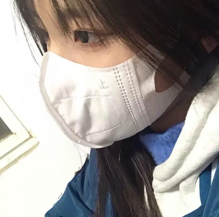 可爱的气质女生小清新自拍头像大全