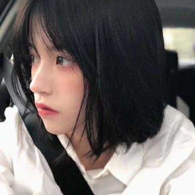 可爱的气质女生小清新自拍头像大全