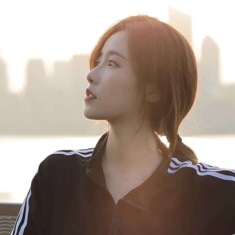 美丽了七月夏天的高颜值美女头像图片