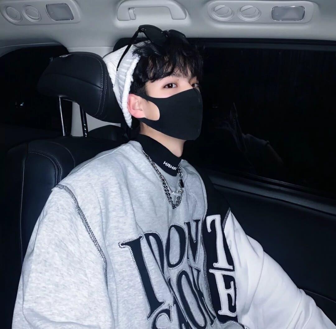 人要有点个性才行|帅气男生文艺精选头像图片