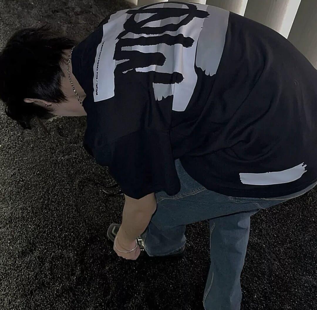 人要有点个性才行|帅气男生文艺精选头像图片