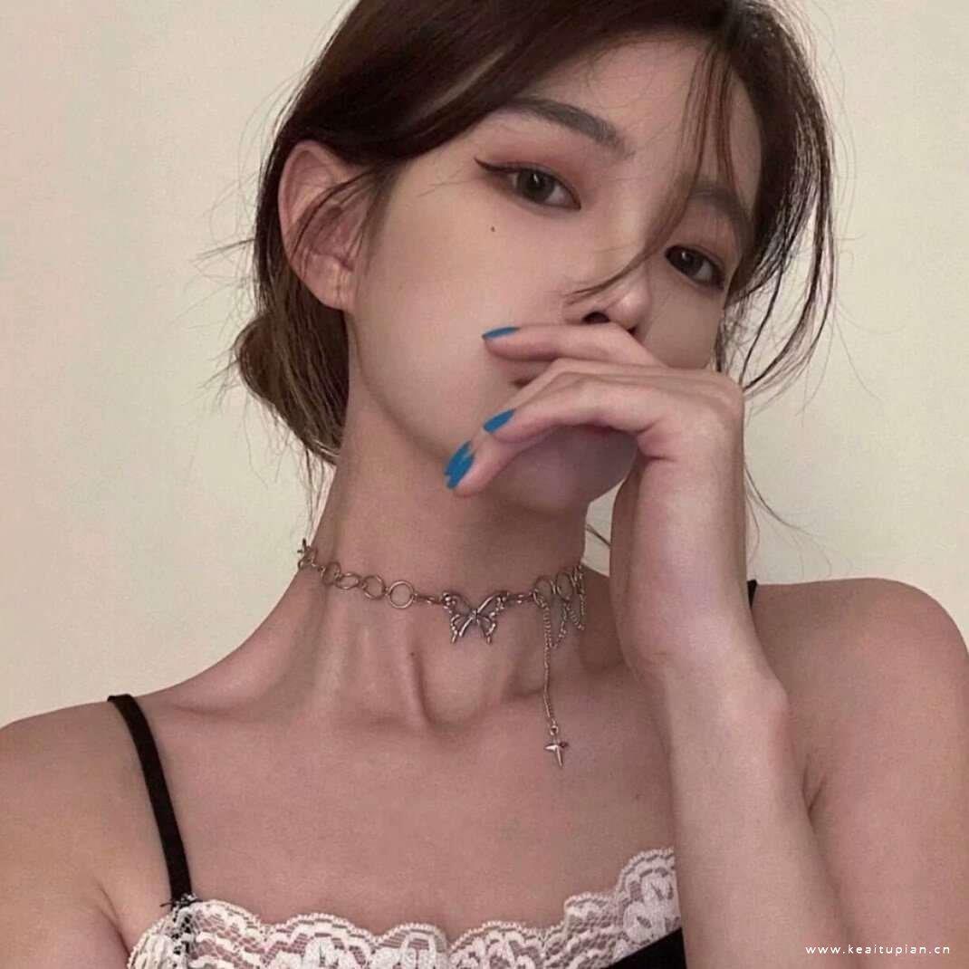 勇敢做自己的精致女生魅力好看头像图片