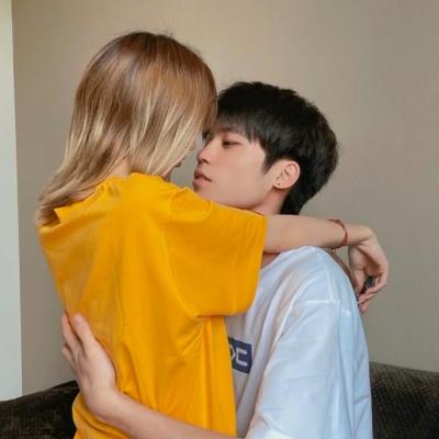 一人一半真人高清情侣头像图片大全