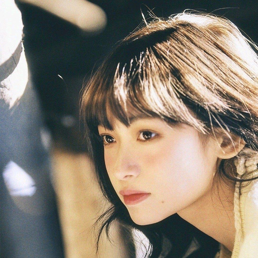 脸蛋红扑扑的可爱美女唯美头像图片