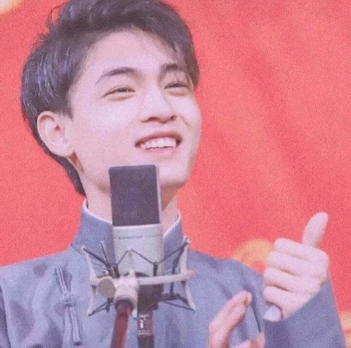 男生不要错过的一组个性帅哥头像图片