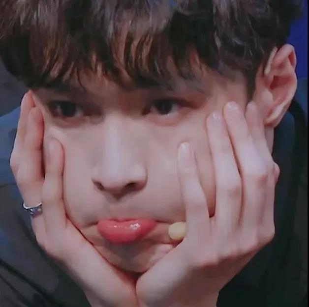 男生不要错过的一组个性帅哥头像图片