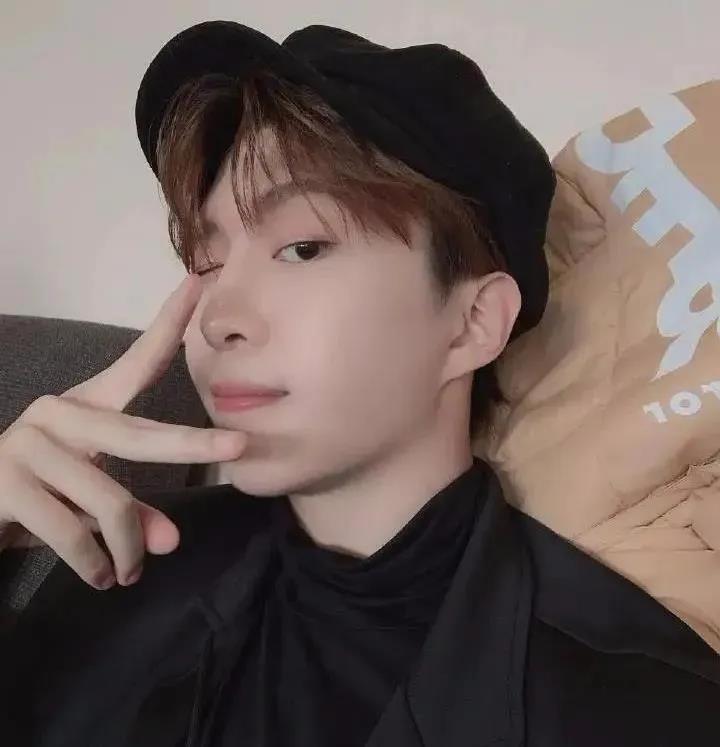 男生不要错过的一组个性帅哥头像图片