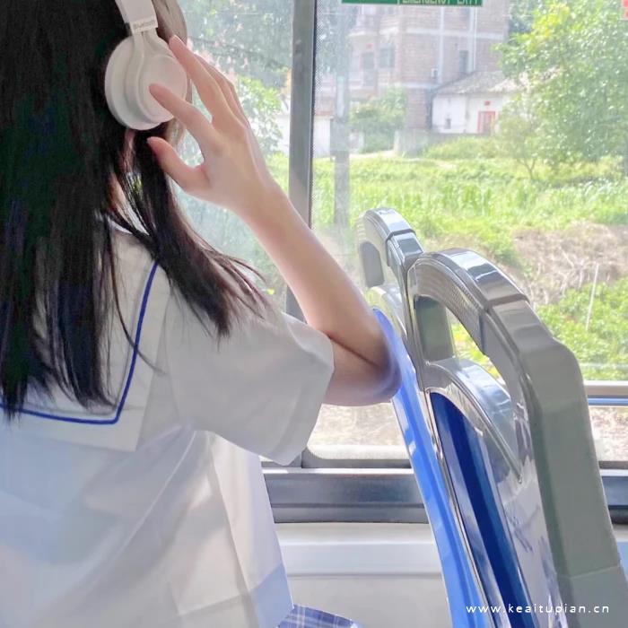 森系女生陈皓霖温柔迷人超撩微信头像图片