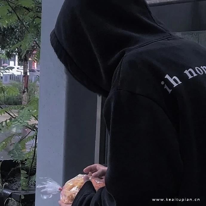 ins风帅气的男生微信个性头像