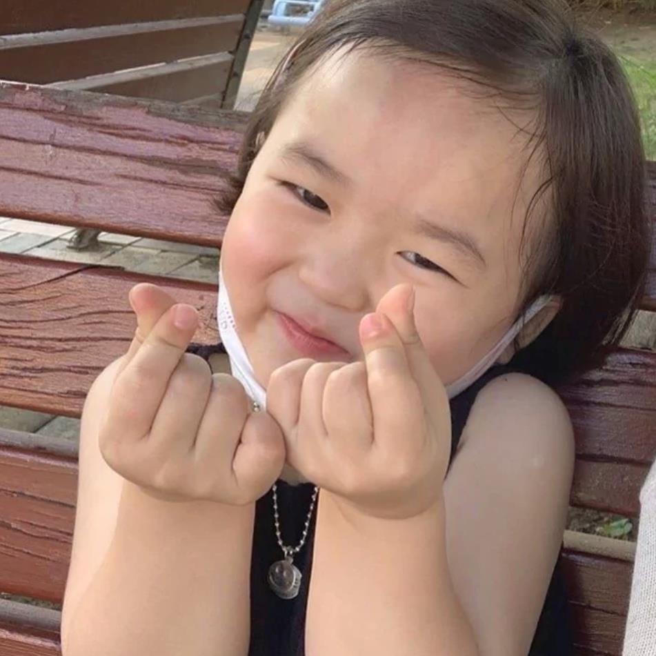 可爱的小女孩微信热门高清头像