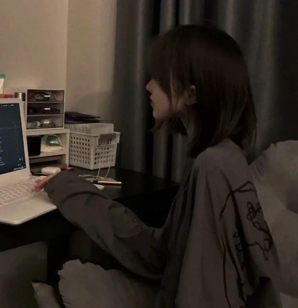 温柔风唯美女生高清微信头像