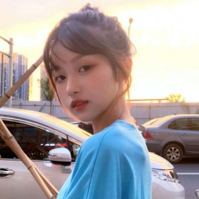 文艺时尚美女头像 高冷只是假象