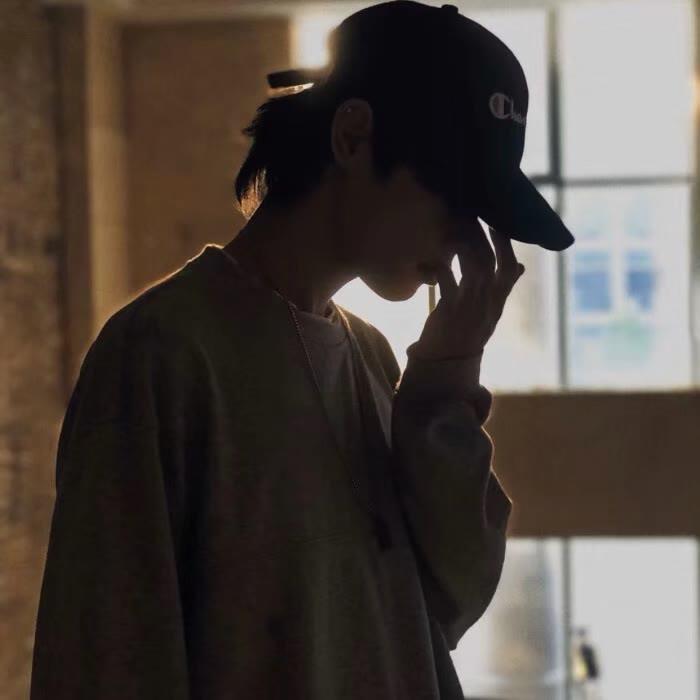 帅哥也是普通人 精选帅气男生真人日常头像图片