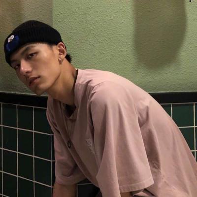 男生真人个性帅气高冷微信高清头像图片