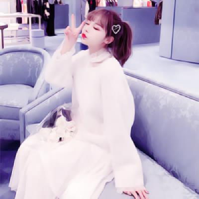 看起来很乖巧的甜美温柔气质女生高清头像图片