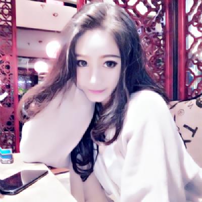 看起来很乖巧的甜美温柔气质女生高清头像图片