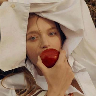 超级好看的欧美女生精致迷人头像图片