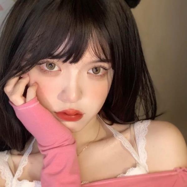 惊艳！超好看的美女真人精选像图片