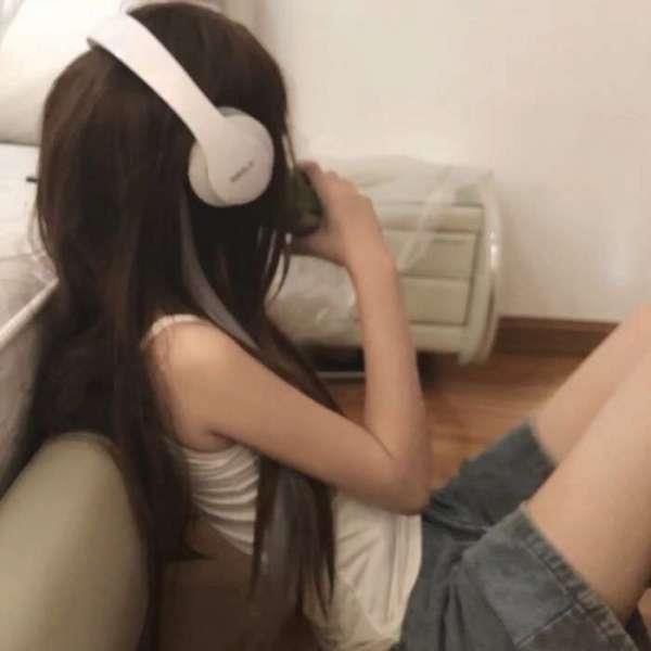 惊艳！超好看的美女真人精选像图片