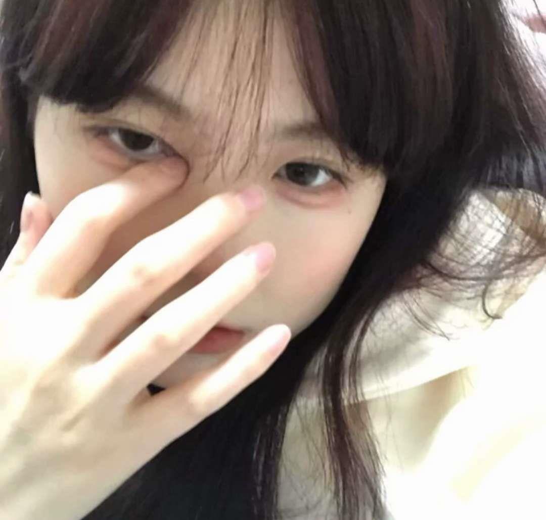 青春无畏的好看女生个性头像图片