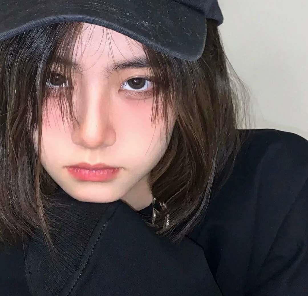 青春无畏的好看女生个性头像图片