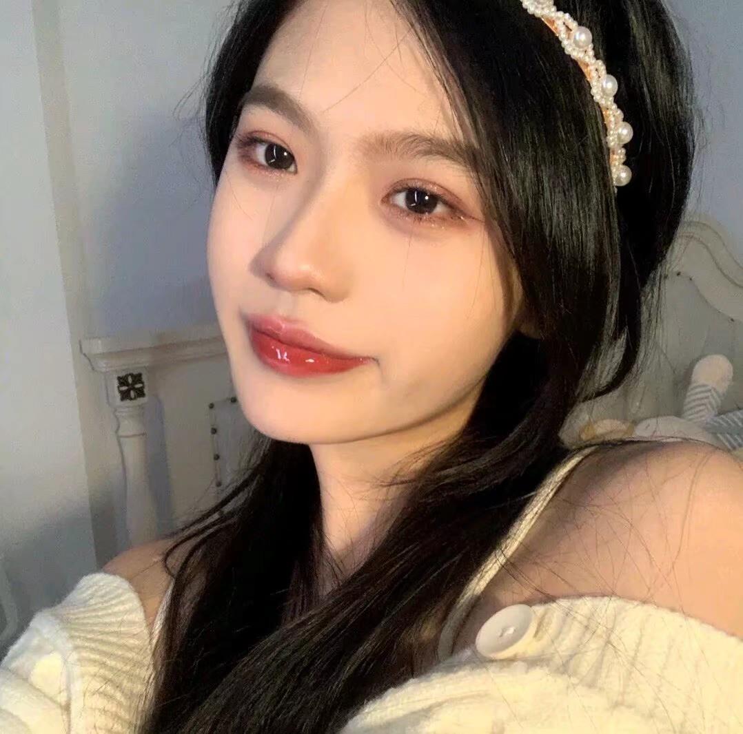 好看可爱的女生高清自拍头像大全