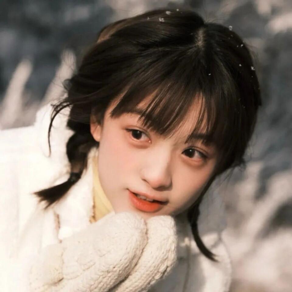 哪个角度都好看的美女精选微博头像图片