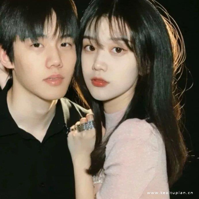 复古滤镜唯美真人一对两张情侣头像大全