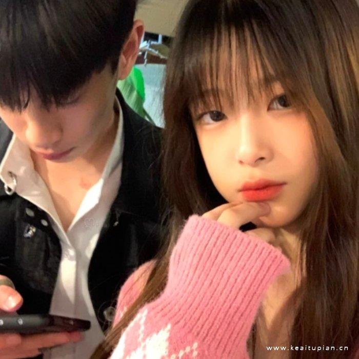 复古滤镜唯美真人一对两张情侣头像大全