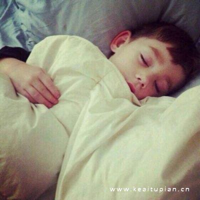 可爱无比的萌娃微信热门情侣头像