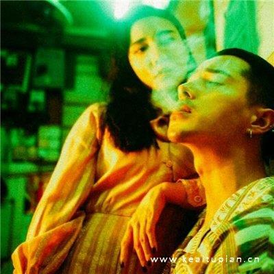 情侣自拍一对两张高清微信真人头像