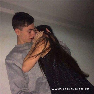 情侣自拍一对两张高清微信真人头像