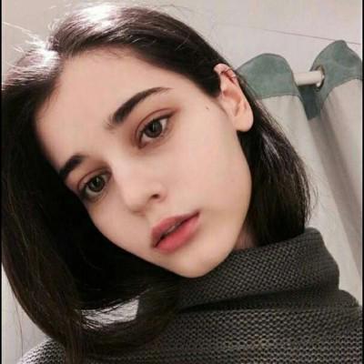 好漂亮！欧美浓颜系美女高冷头像图片