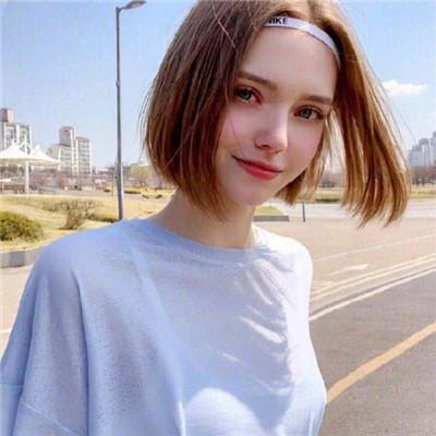 好看的气质欧美女生经典高清头像图片