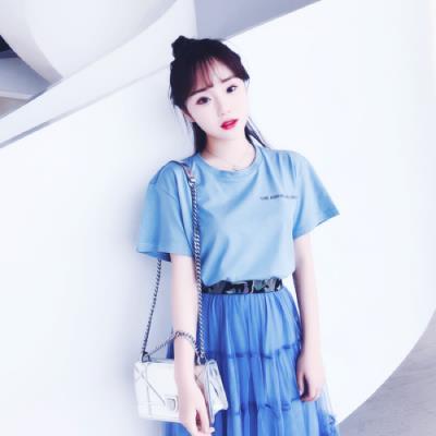 精致甜美的气质女生微信头像 众口难调开心就好