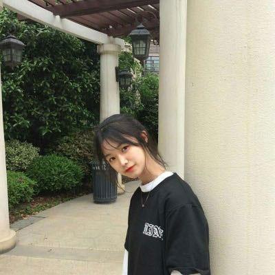 清新文艺范的漂亮女生头像图片