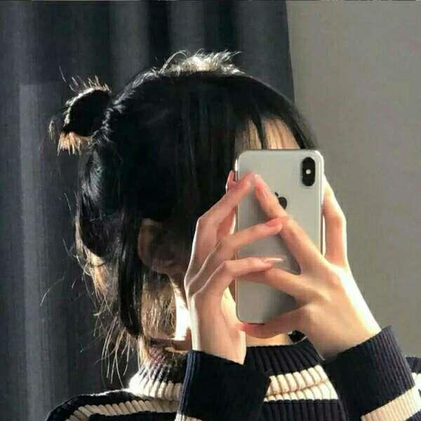 好看的小众女头_有个性的美女头像图片