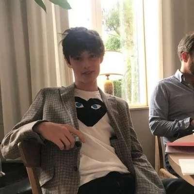 超帅欧美男生个性帅气头像大全