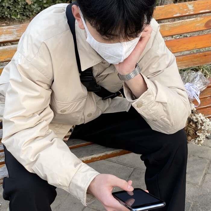 祁宋ins风真人男生微信头像图片