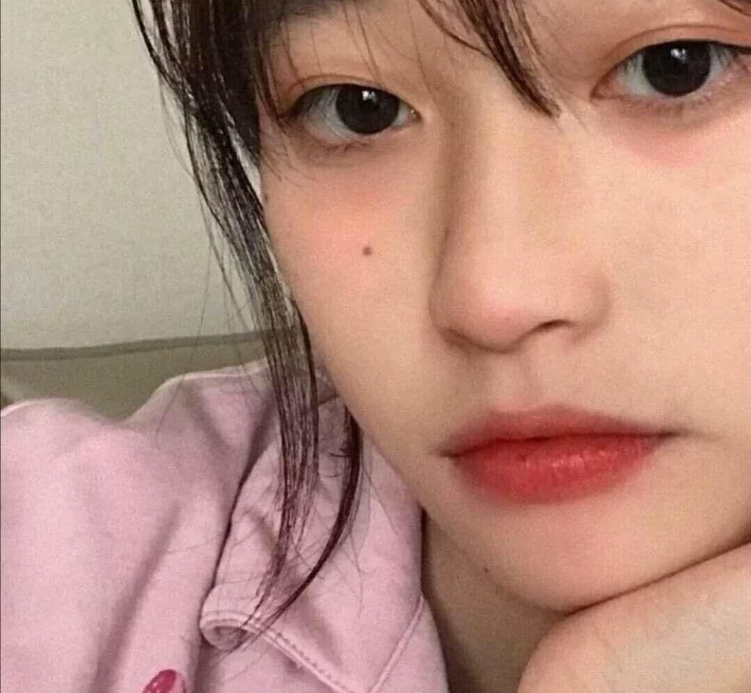 温柔的女生优雅甜美高清头像图片