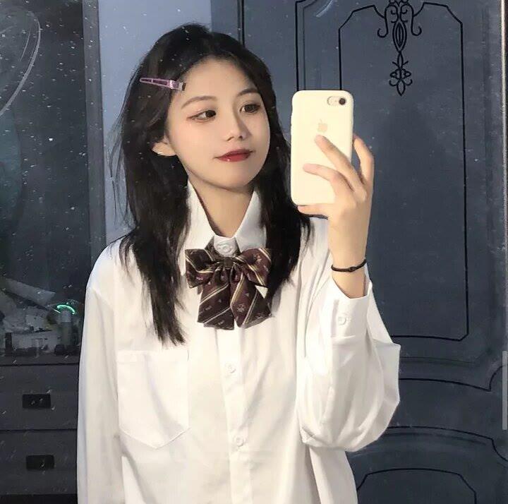 ins真人女生个性有范头像图片