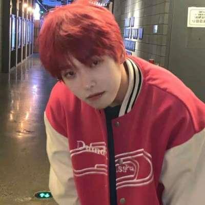 高冷帅气的男生高清微信头像图片