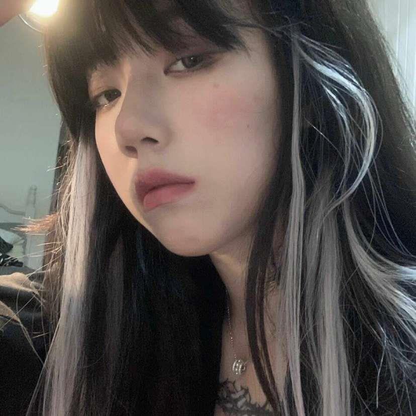 温柔高级女生ins风女生高清图片